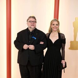 Guillermo del Toro en la alfombra roja de los Premios Oscar 2023