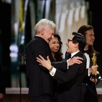 El reencuentro de Harrison Ford y Jonathan Ke Quan en los Premios Oscar 2023