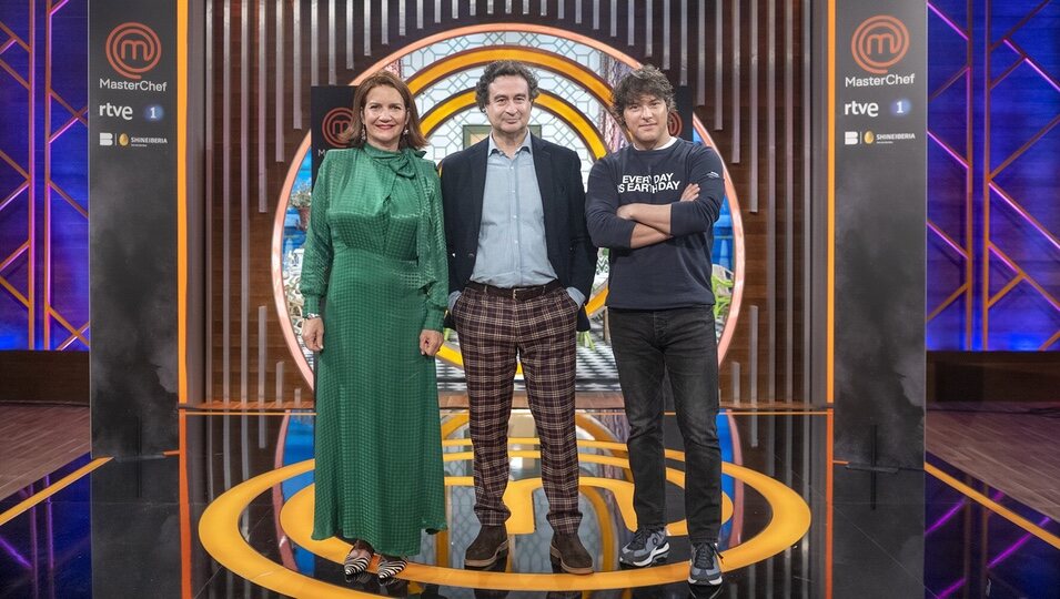 Samantha Vallejo-Nágera, Pepe Rodríguez y Jordi Cruz en la presentación de la undécima edición de 'Masterchef'