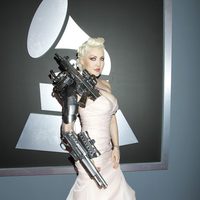 Sasha Gradiva en los Grammy 2012