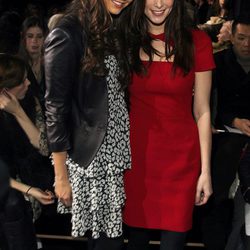 Ashley Greene y Nina Dobrev en la Semana de la Moda de Nueva York