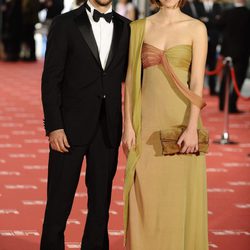 Marc Clotet y Aina Clotet en la alfombra roja de los Goya 2012