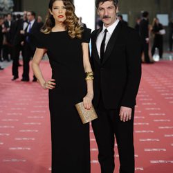 Juana Acosta y Ernesto Alterio en la alfombra roja de los Goya 2012