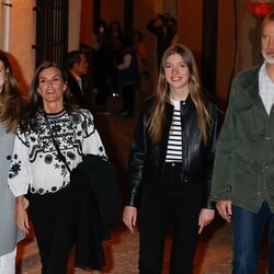 Los Reyes Felipe y Letizia, la Princesa Leonor y la Infanta Sofía en la Semana Santa de Chinchón