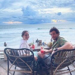 Tamara Falcó e Íñigo Onieva disfrutando del mar en Bali