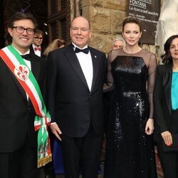 Alberto y Charlene de Mónaco en la cena de gala por el 160 aniversario del Consulado de Mónaco en Florencia