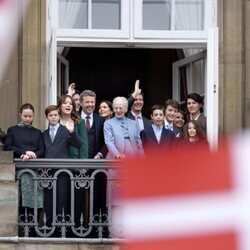 La Familia Real Danesa en el 83 cumpleaños de Margarita de Dinamarca