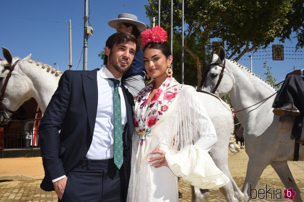 Marta Lozano y Lorenzo Remohi en la Feria de Abril de Sevilla 2023