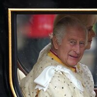 El Rey Carlos III llegando a la Coronación