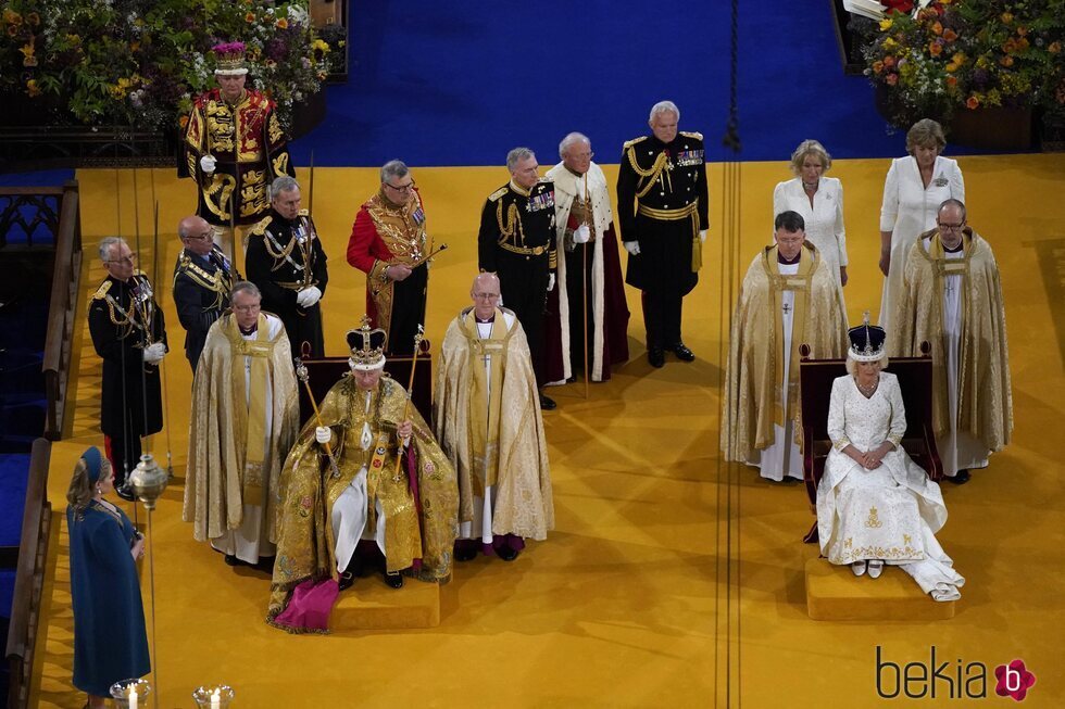 El Rey Carlos y la Reina Camilla recién coronados