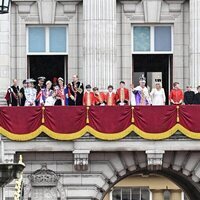 La Familia Real en el balcón de Buckingham Palace tras la Coronación de Carlos III