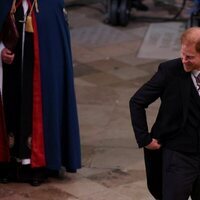 El Príncipe Harry en la Coronación de Carlos III en la Abadía de Westminster