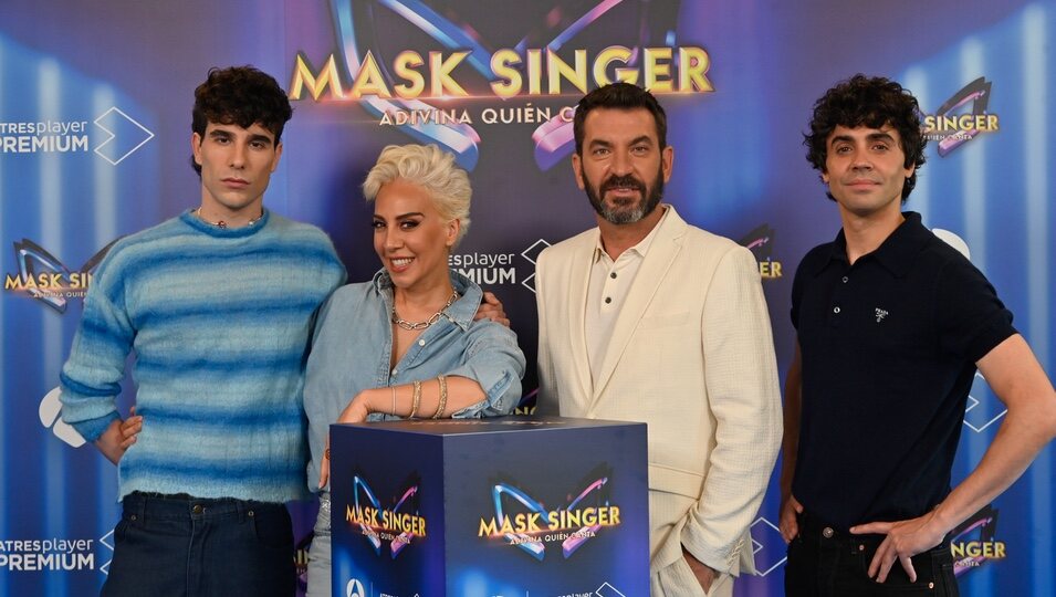 Javier Calvo, Mónica Naranjo, Arturo Valls y Javier Ambrossi en la presentación de 'Mask Singer 3'