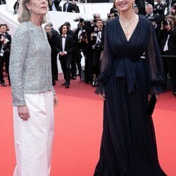 Carolina de Mónaco y Carole Bouquet en el Festival de Cannes 2023