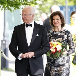 Carlos Gustavo y Silvia de Suecia en la entrega del Premio Polar 2023