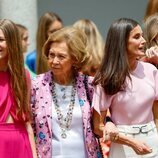 La Infanta Sofía, la Reina Sofía, la Reina Letizia y la Princesa Leonor en la Confirmación de la Infanta Sofía