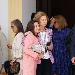 La Reina Sofía, Paloma Rocasolano, muy cómplices en la Confirmación de la Infanta Sofía