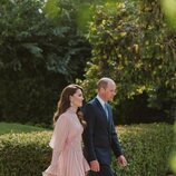 Los Príncipes de Gales en la boda de Hussein y Rajwa de Jordania