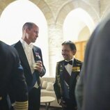 El Príncipe Guillermo y Mateen de Brunei en la recepción por la boda de Hussein y Rajwa de Jordania