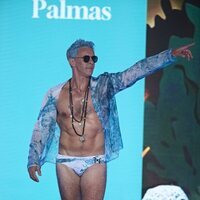 Alonso Caparrós en bañador en la 'Sálvame Fashion Week 2023'