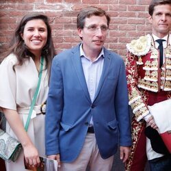 José Luis Martínez-Almeida acude con Teresa Urquijo y Moreno a Las Ventas