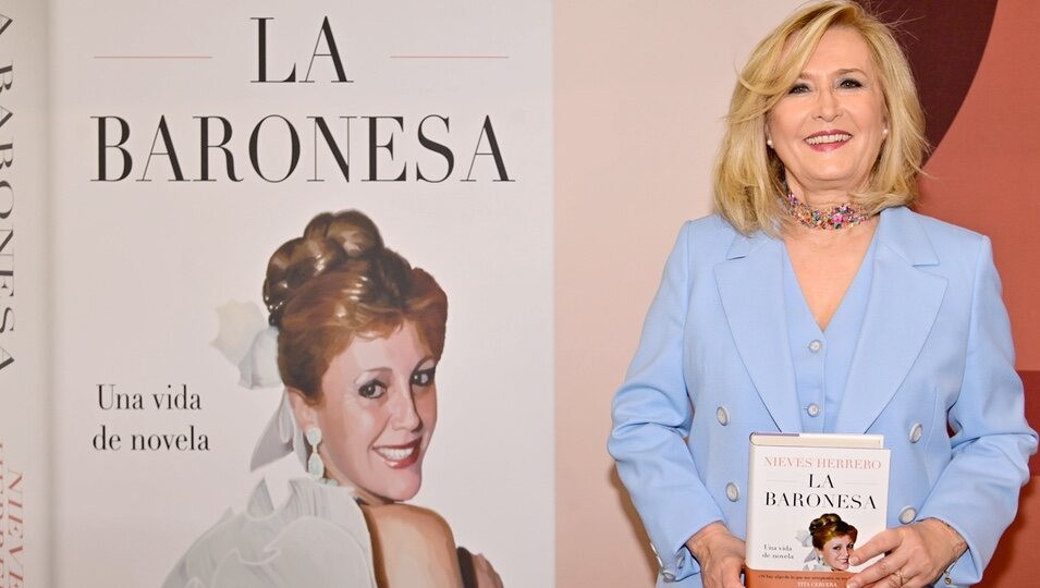 Nieves Herrero en la presentación de su novela 'La Baronesa'