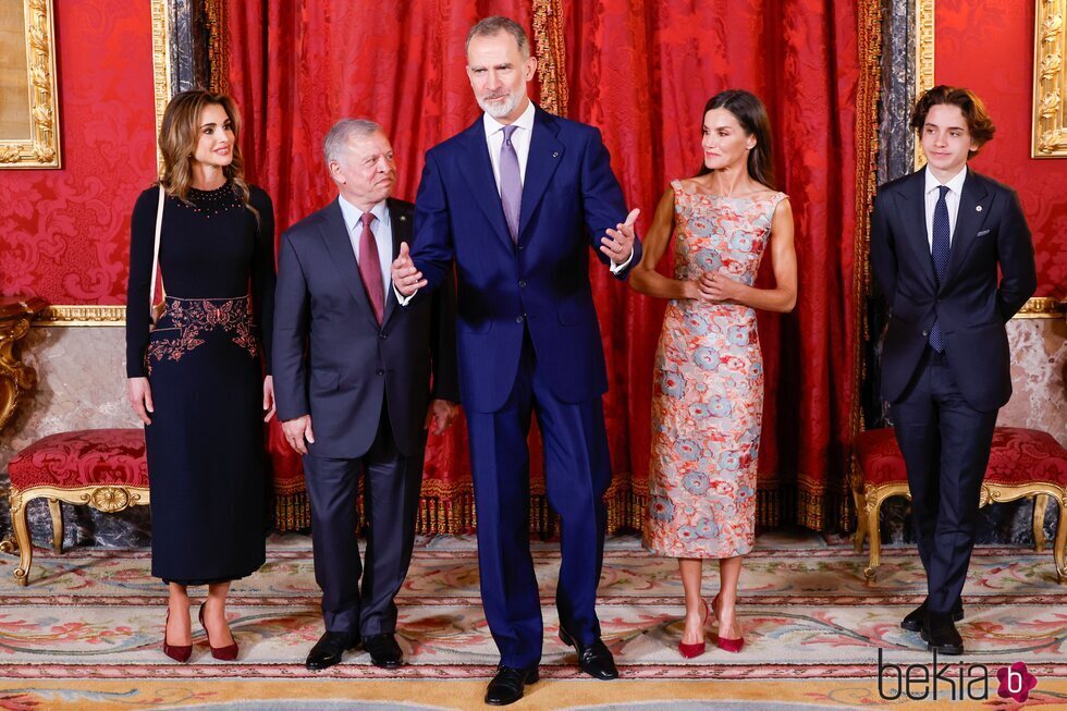 Los Reyes Felipe y Letizia con los Reyes de Jordania y su hijo Hashem de Jordania en el Palacio Real
