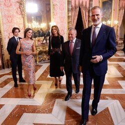 Los Reyes Felipe y Letizia con Abdalá y Rania de Jordania y Hashem de Jordania en un almuerzo en el Palacio Real