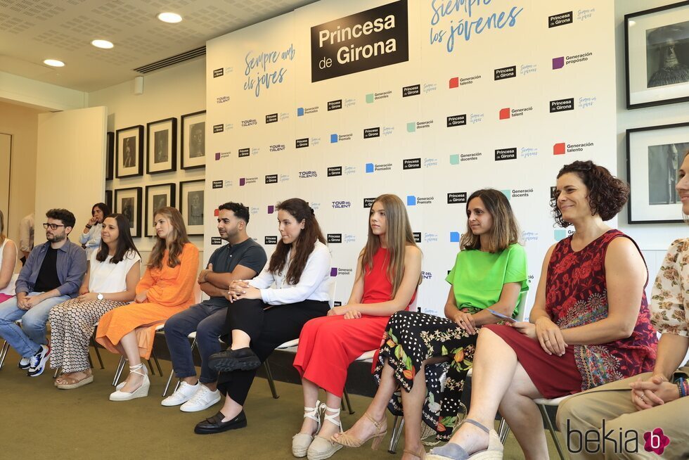 La Princesa Leonor y la Infanta Sofía en la presentación del informe de actividades de la Fundación Princesa de Girona