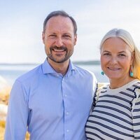 Haakon y Mette-Marit de Noruega en sus vacaciones en el norte de Noruega