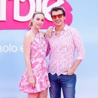 Marta Hazas y Javier Veiga en la premiere de 'Barbie' en Madrid