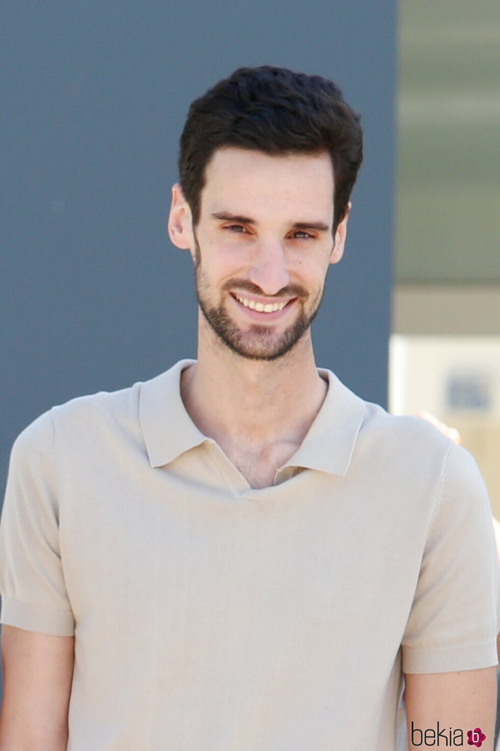 Sergio Rico, con una sonrisa tras recibir el alta hospitalaria