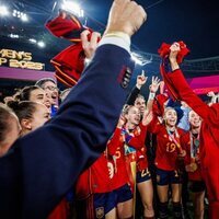 La Reina Letizia celebrando la victoria del Mundial de Fútbol Femenino 2023 con la Selecció Española