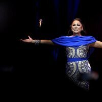 Isabel Pantoja, emocionada en su concierto en Las Palmas de Gran Canaria