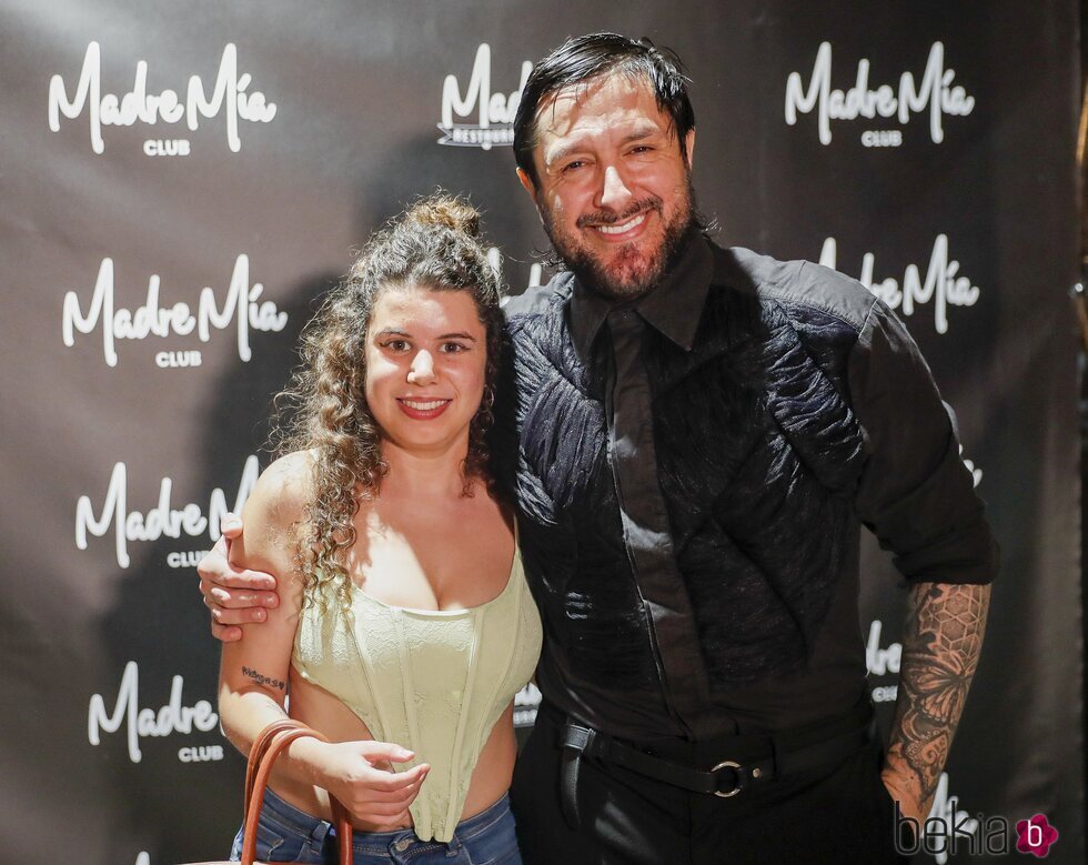 Rafael Amargo con Carla Vigo en el estreno de 'Insurrecto' en Madrid