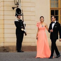 Victoria y Daniel de Suecia en la ópera por el Jubileo de Carlos Gustavo de Suecia