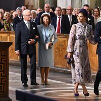 Carlos Gustavo y Silvia de Suecia y Victoria y Daniel de Suecia en el Te Deum por el Jubileo de Carlos Gustavo de Suecia