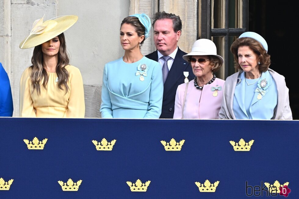 Sofia de Suecia, Magdalena de Suecia y Chris O'Neill, Sonia de Noruega y Silvia de Suecia en el Jubileo de Carlos Gustavo de Suecia