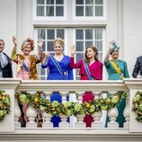 Guillermo Alejandro y Máxima de Holanda, Amalia y Alexia de Holanda y Constantino y Laurentien de Holanda en el Prinsjesdag 2023