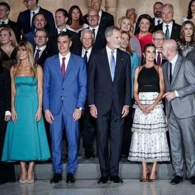 Los Reyes Felipe y Letizia reciben en Granada a los dirigentes en la III cumbre de la Comunidad Política Europea