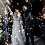 Carolina Monje y Álex Lopera en su boda