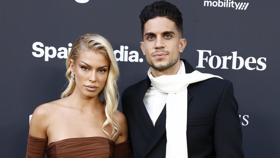 Jessica Goicoechea y Marc Bartra en los Premios Forbes Best Content Creators 2023