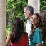 Foto inédita de la Familia Real en los Jardines de Alfabia de Mallorca por el 18 cumpleaños de la Princesa Leonor