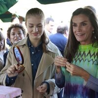 Foto inédita de la Reina Letizia y la Princesa Leonor en el Pueblo Ejemplar de Asturias 2023