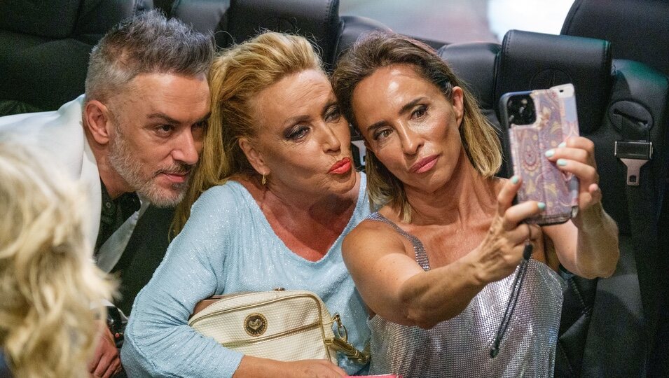 Kiko Hernández, Lydia Lozano y María Patiño en Miami durante el rodaje de 'Sálvese quién pueda'