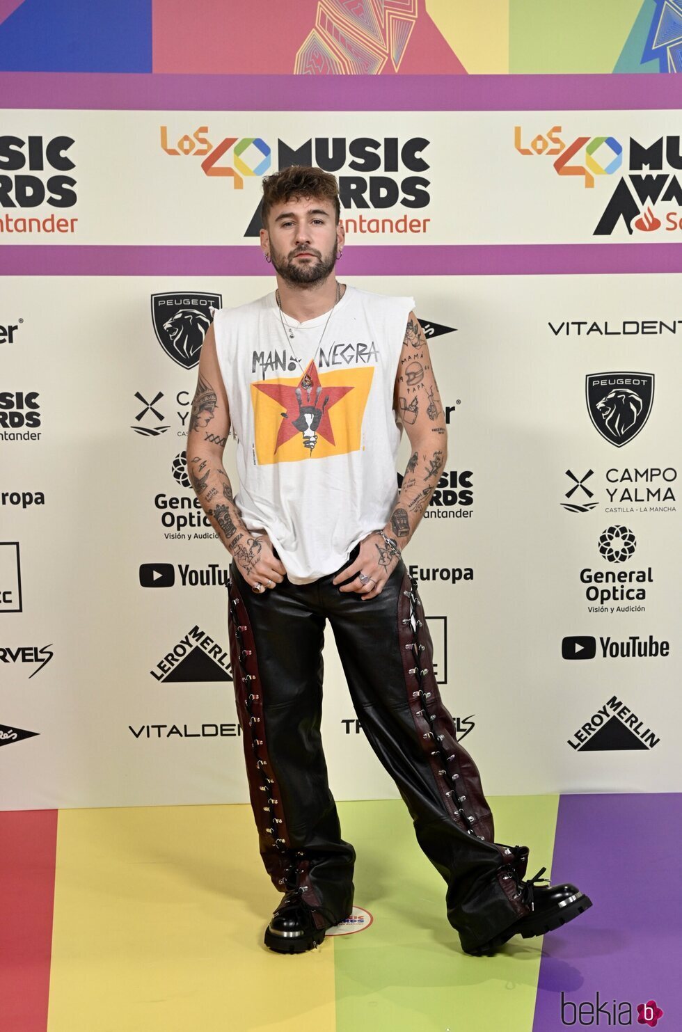Dani Fernández en la alfombra roja de Los 40 Music Awards 2023