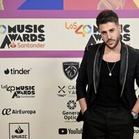 Antonio José en la alfombra roja de Los 40 Music Awards 2023