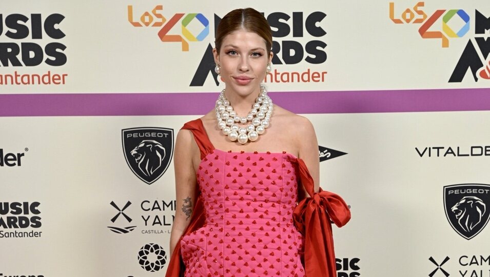 Ana Matamoros en la alfombra roja de Los 40 Music Awards 2023