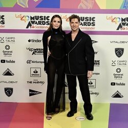 David Bisbal y Rosanna Zanetti en la alfombra roja de Los 40 Music Awards 2023
