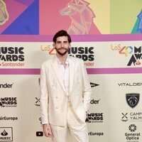 Álvaro Soler en la alfombra roja de Los 40 Music Awards 2023